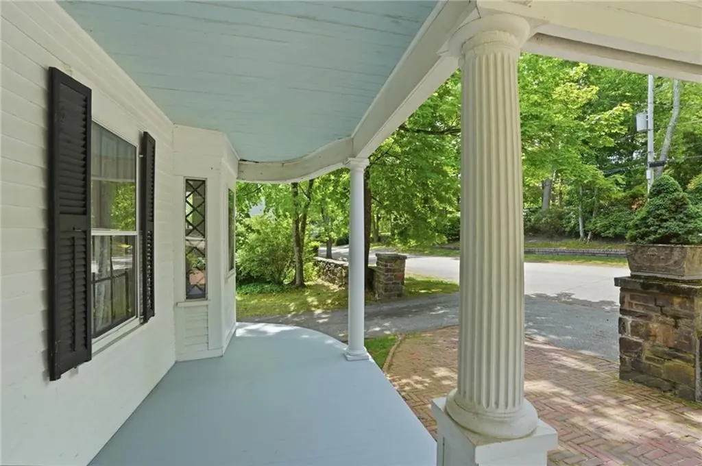 204 Spencer Avenue Warwick RI 02818