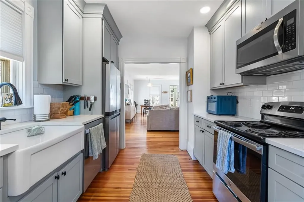 4 Findlay Place Newport RI 02840