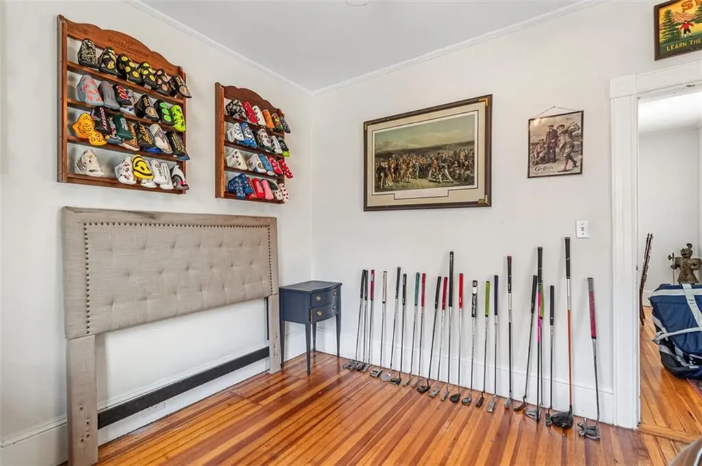 4 Findlay Place Newport RI 02840