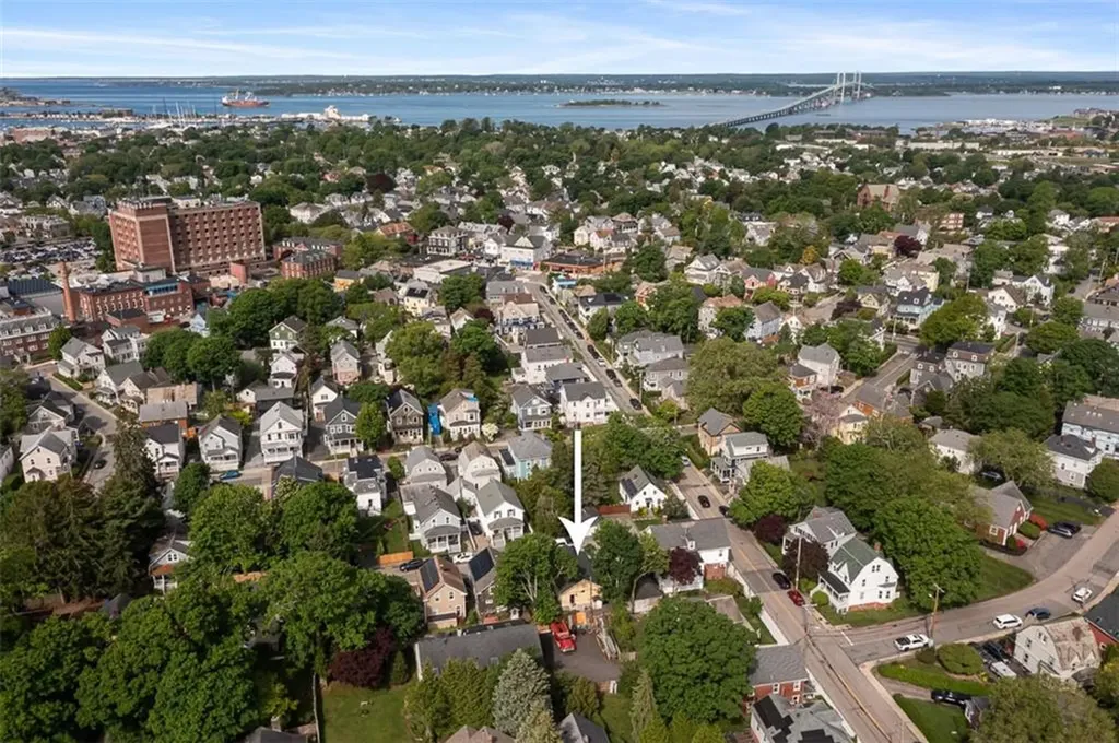 4 Findlay Place Newport RI 02840