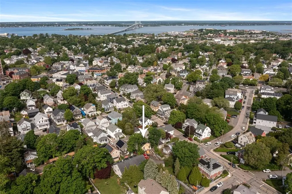 4 Findlay Place Newport RI 02840