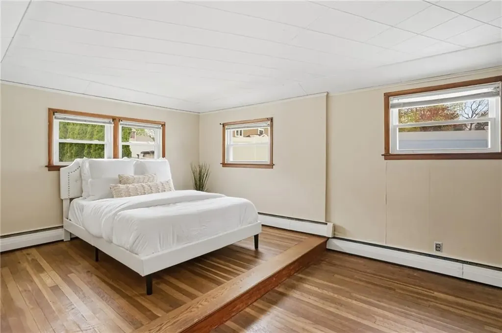 11 Cedar Drive Bristol RI 02809