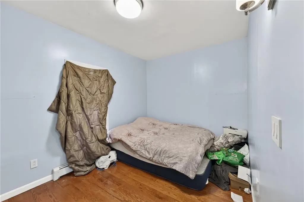 8 Arlington Avenue Cranston RI 02920
