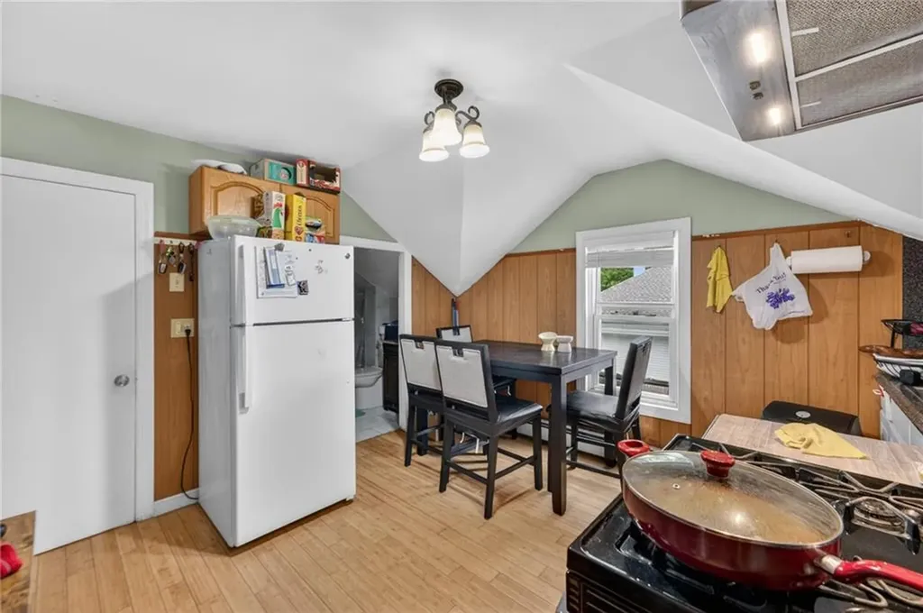 8 Arlington Avenue Cranston RI 02920