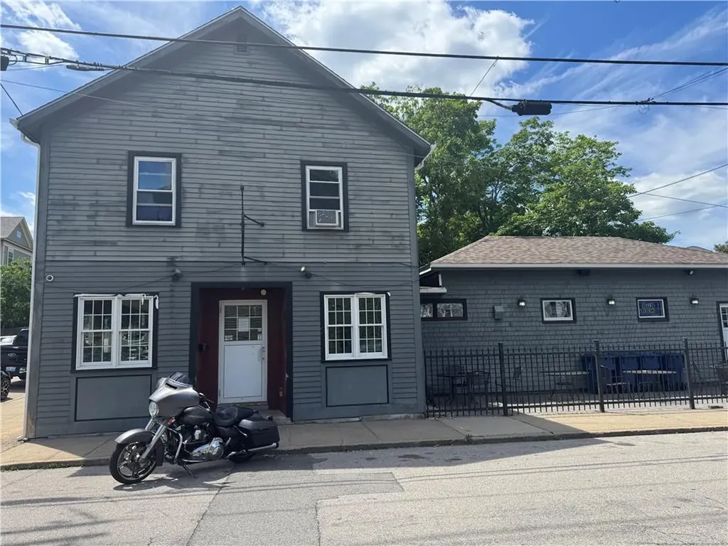 91 103 Duke Street East Greenwich RI 02818
