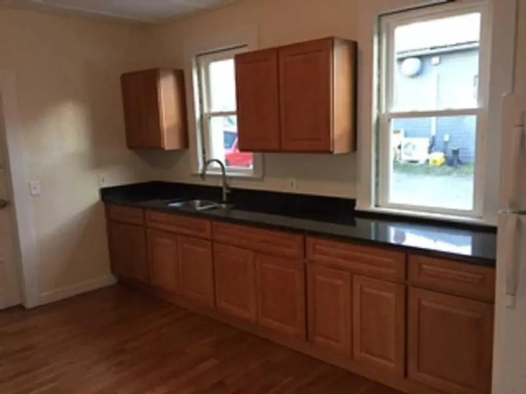 91 103 Duke Street East Greenwich RI 02818