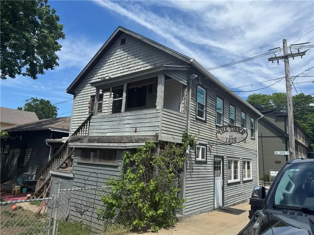 91 103 Duke Street East Greenwich RI 02818