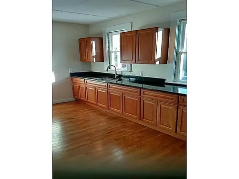 91 103 Duke Street East Greenwich RI 02818