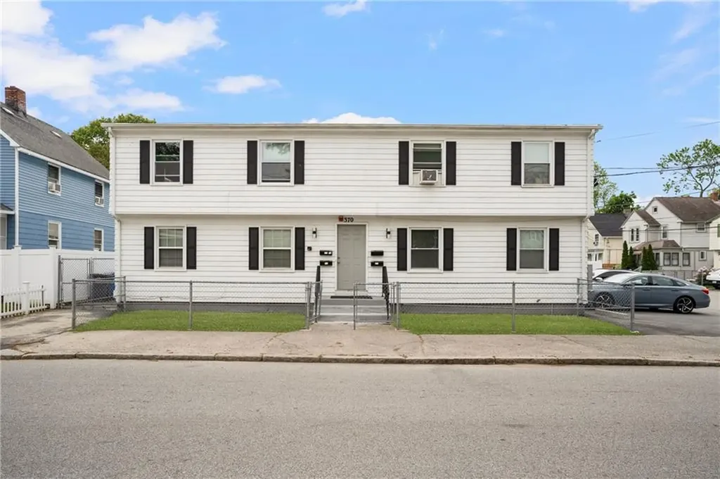 370 Montgomery Avenue Cranston RI 02905
