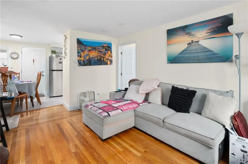 370 Montgomery Avenue Cranston RI 02905