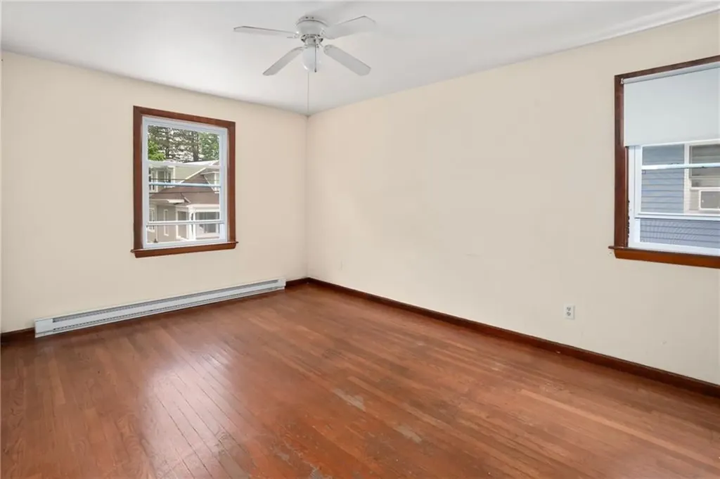 370 Montgomery Avenue Cranston RI 02905