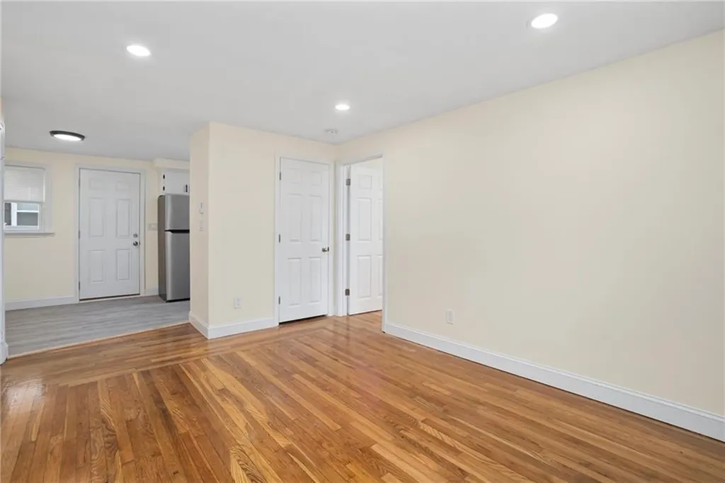 370 Montgomery Avenue Cranston RI 02905