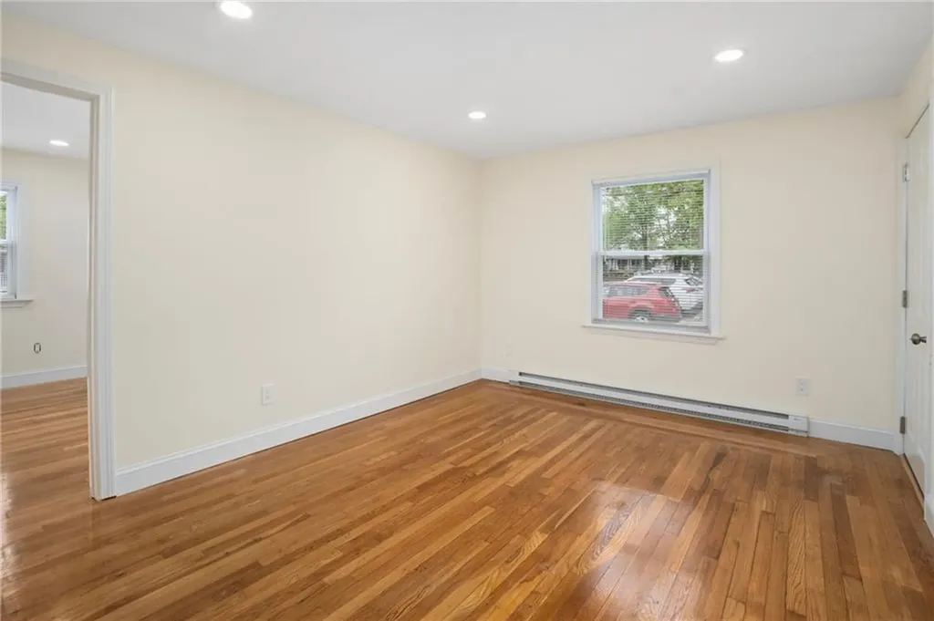 370 Montgomery Avenue Cranston RI 02905