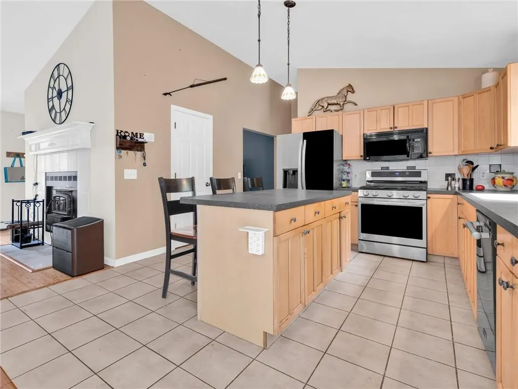 167 Vernon Drive Glocester RI 02814