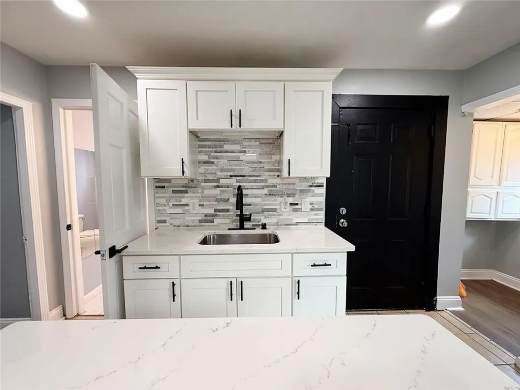 77 Julian Street Providence RI 02909