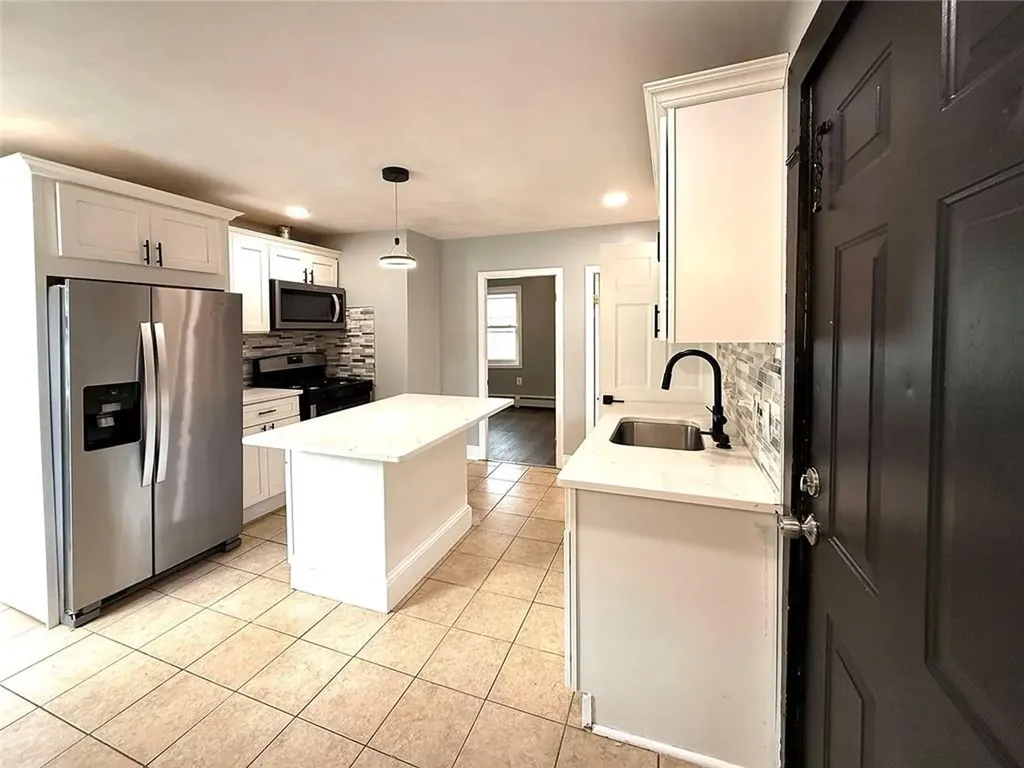 77 Julian Street Providence RI 02909