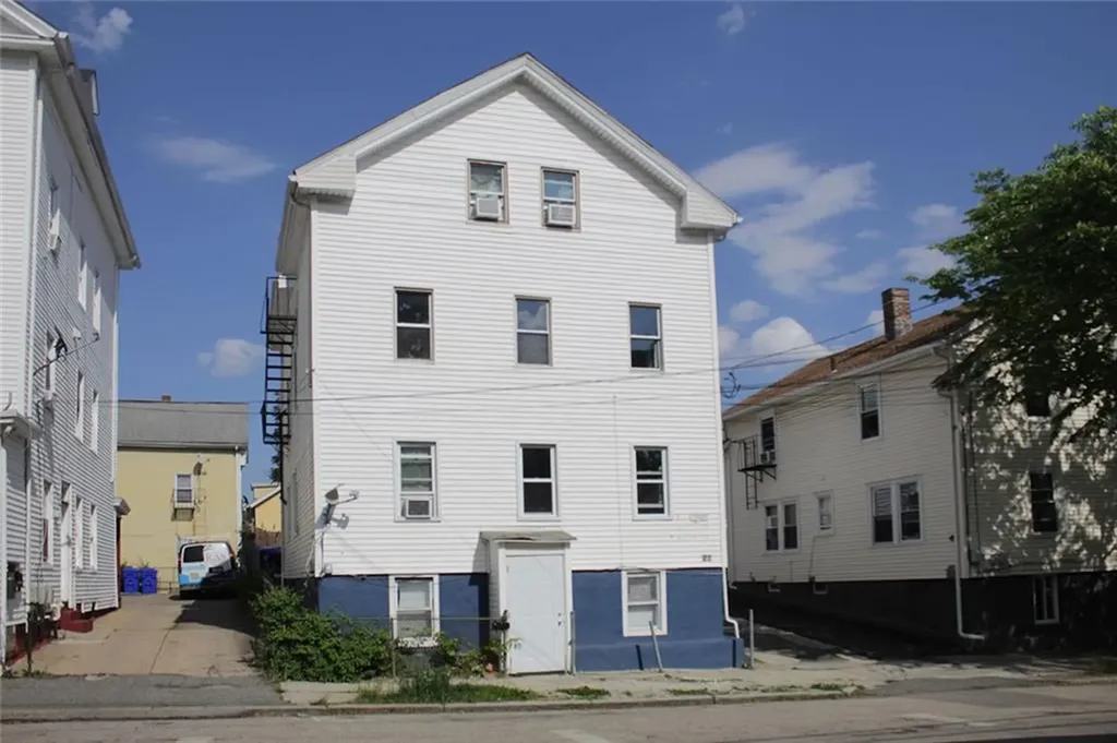 77 Julian Street Providence RI 02909