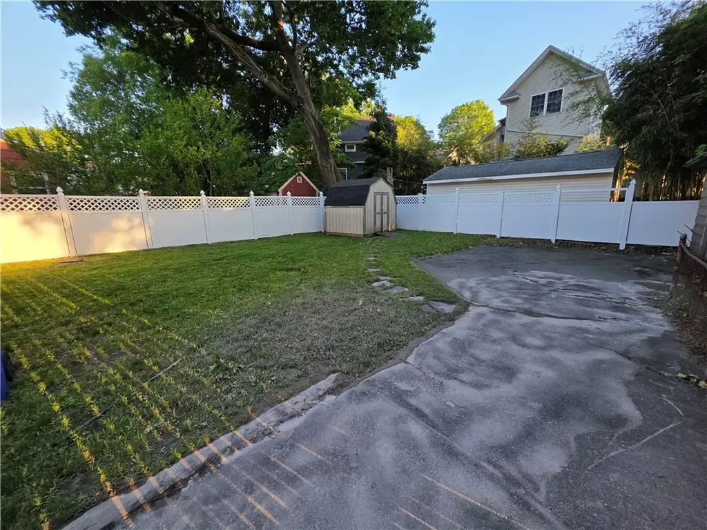 28 Carver Street Pawtucket RI 02860