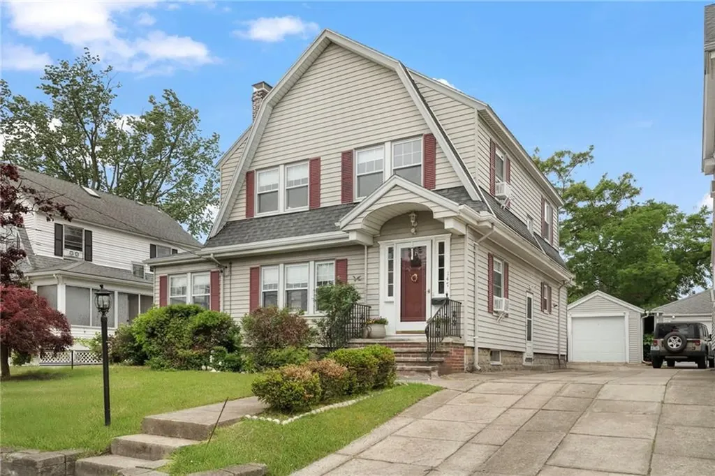 147 Grace Street Cranston RI 02910
