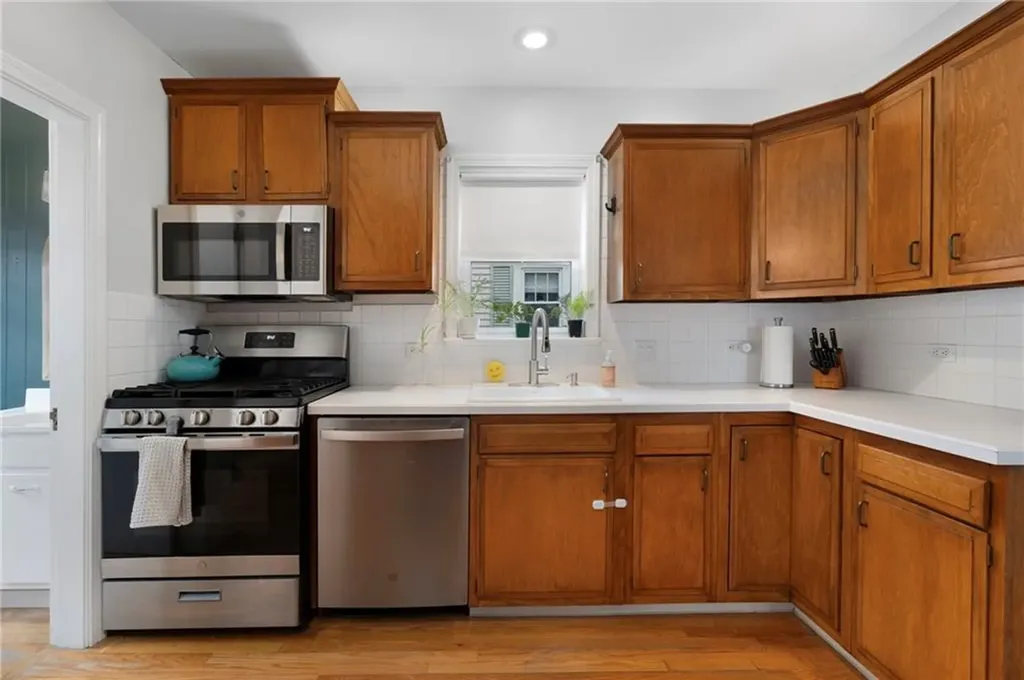 147 Grace Street Cranston RI 02910