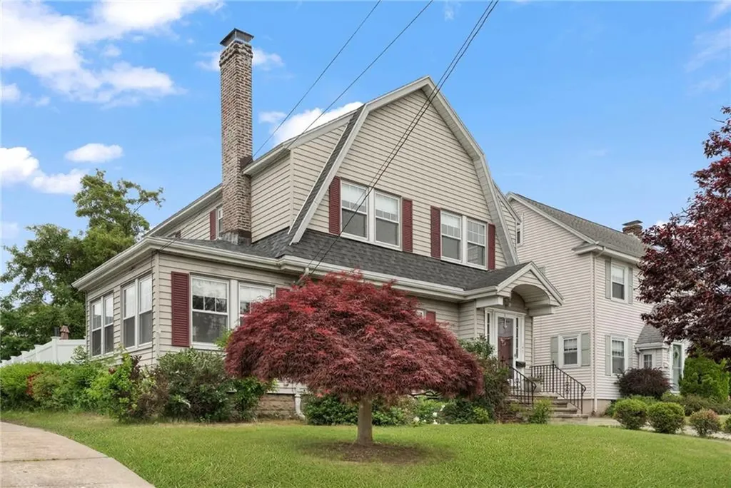 147 Grace Street Cranston RI 02910