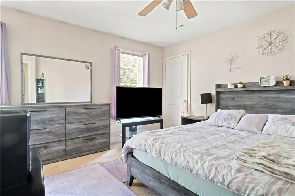 221 Early Street Providence RI 02907