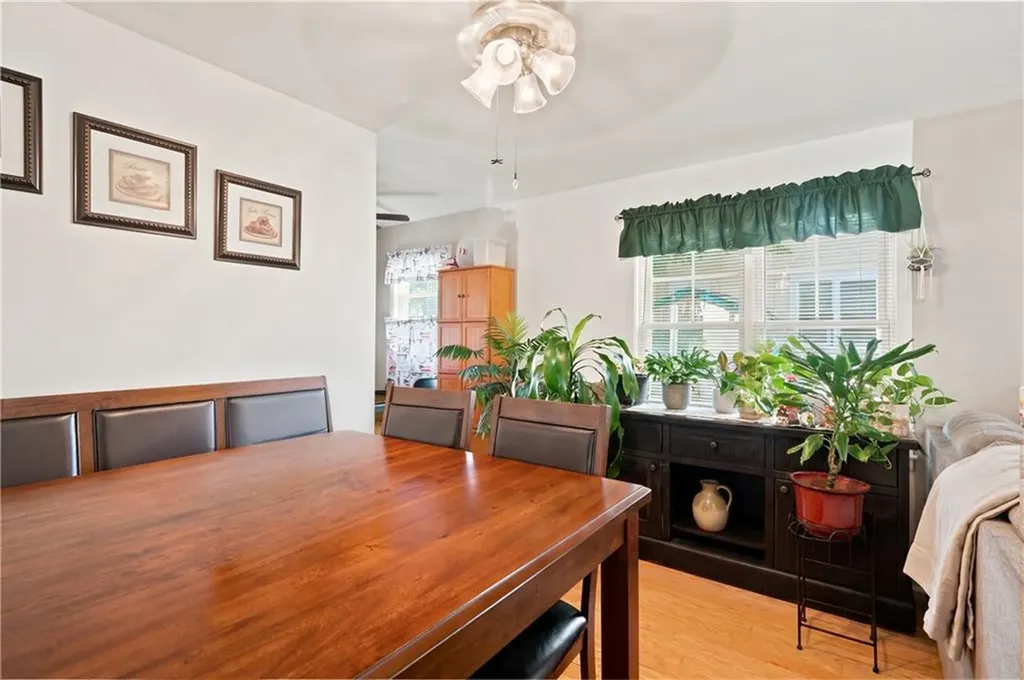 221 Early Street Providence RI 02907
