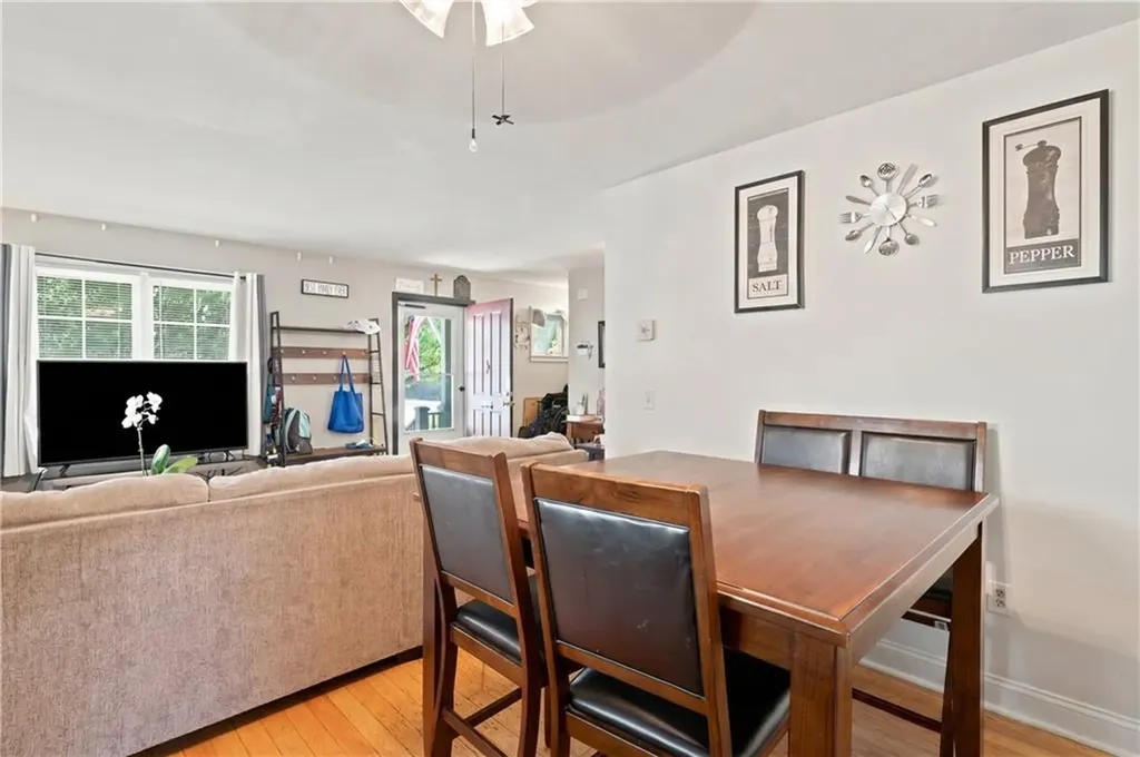221 Early Street Providence RI 02907