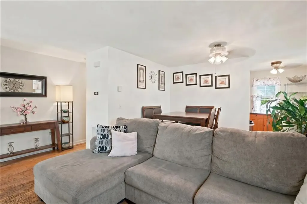 221 Early Street Providence RI 02907