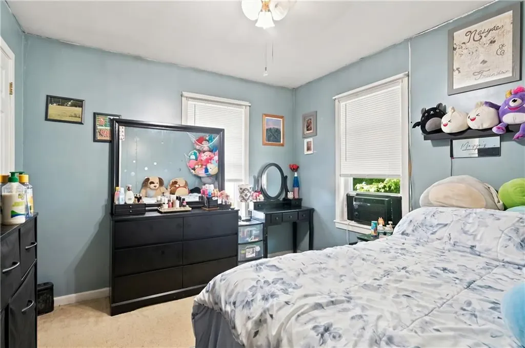 221 Early Street Providence RI 02907