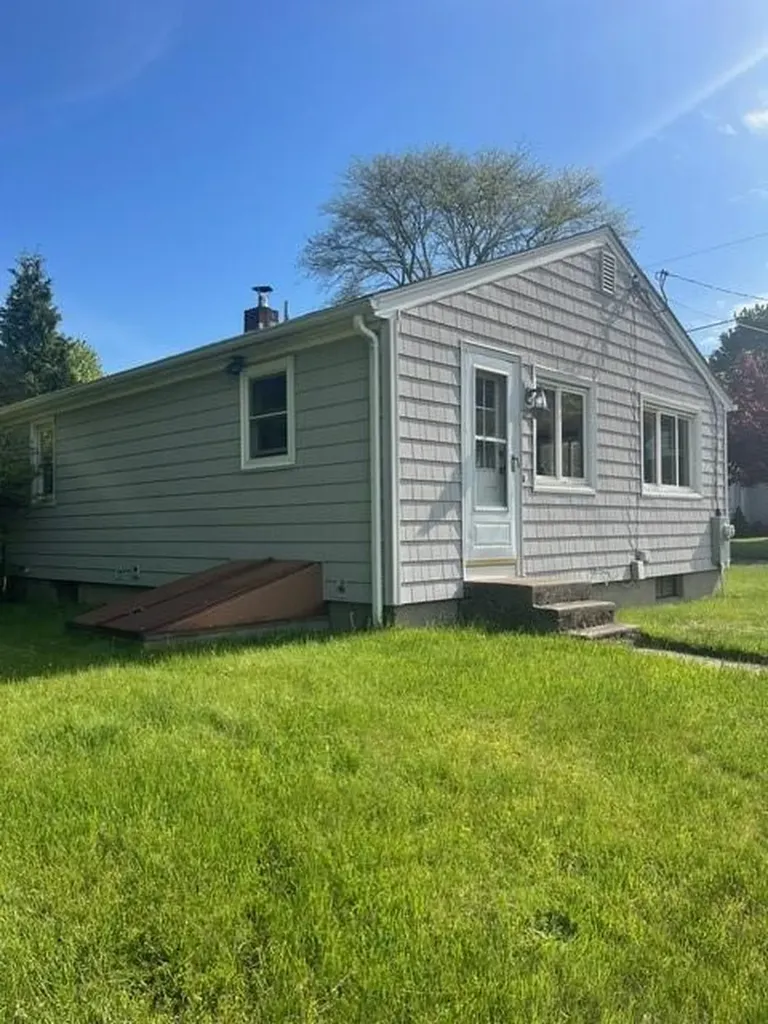 55 Overlook Road Narragansett RI 02882
