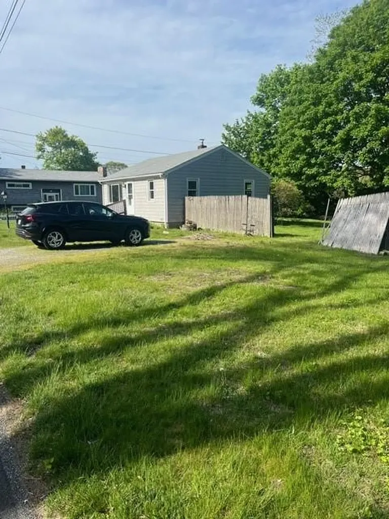 55 Overlook Road Narragansett RI 02882
