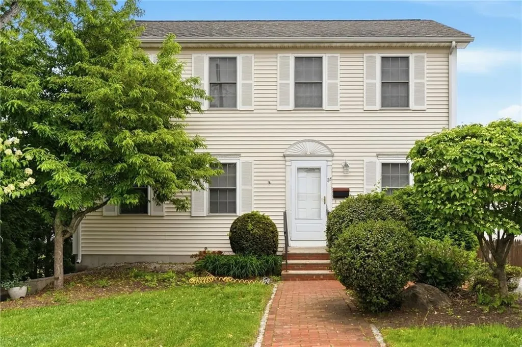 25 Plaza Street Cranston RI 02920