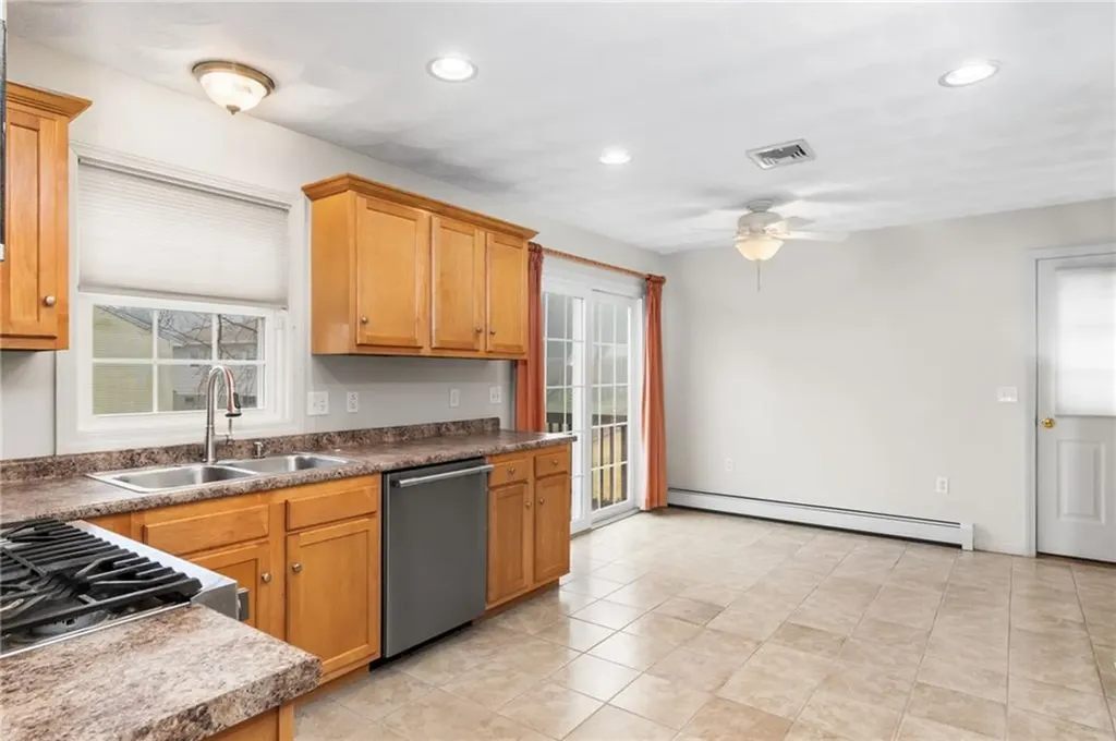 25 Plaza Street Cranston RI 02920