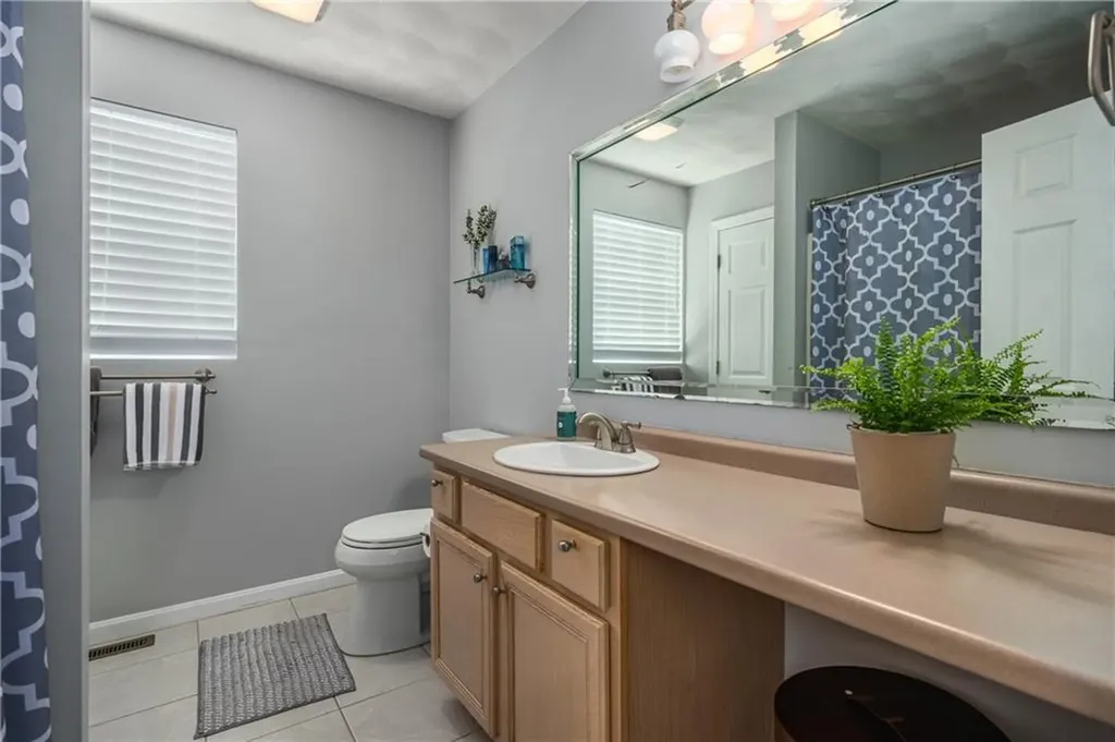 53 Orchard Valley Drive Cranston RI 02921