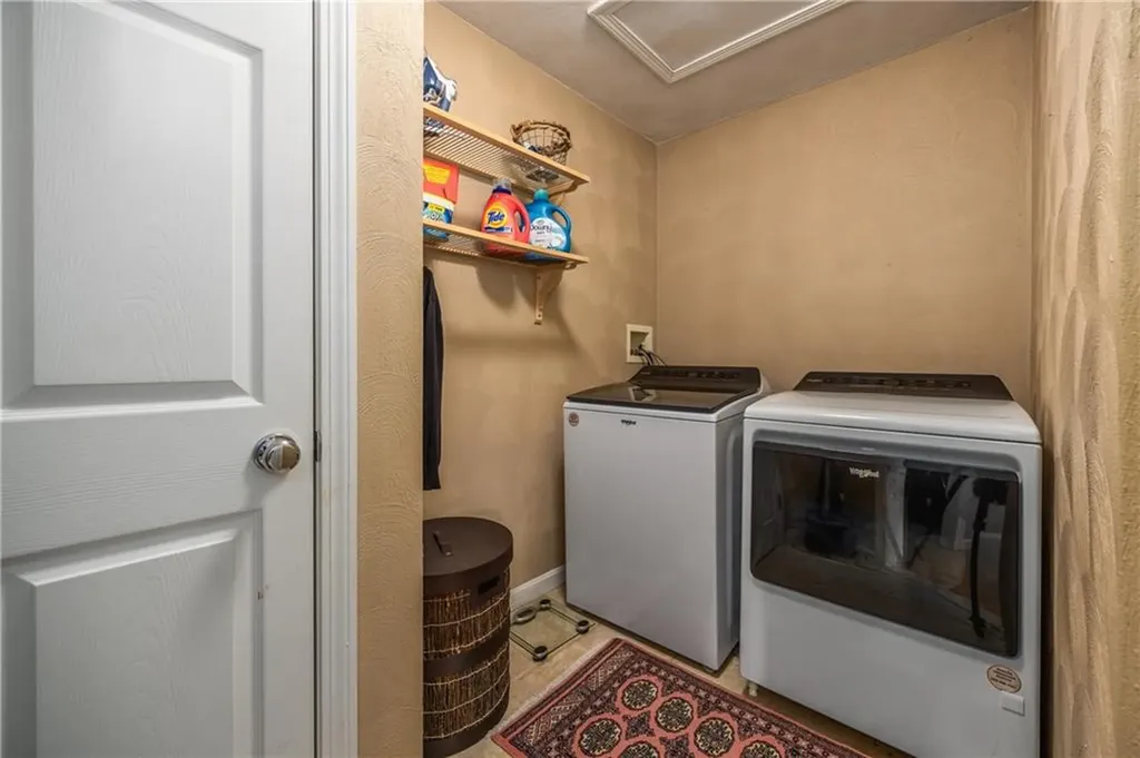 53 Orchard Valley Drive Cranston RI 02921