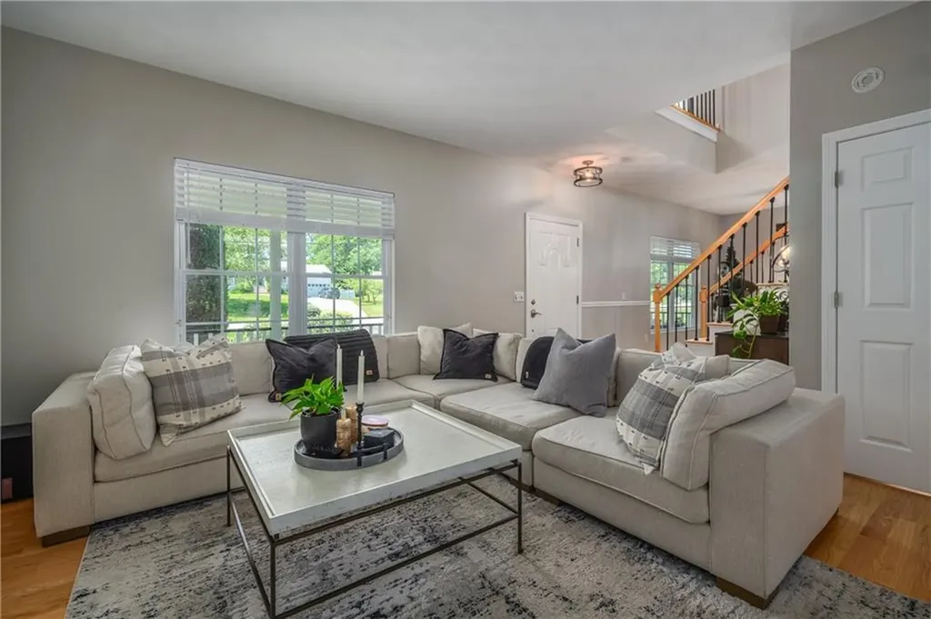 53 Orchard Valley Drive Cranston RI 02921