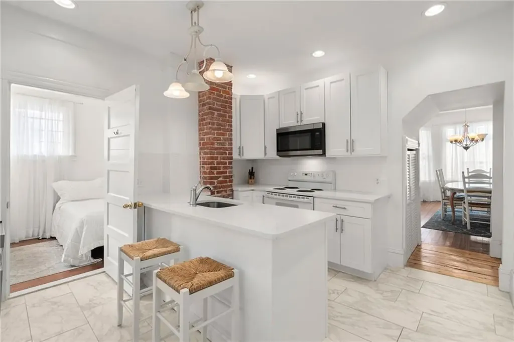 34 Bull Street Newport RI 02840