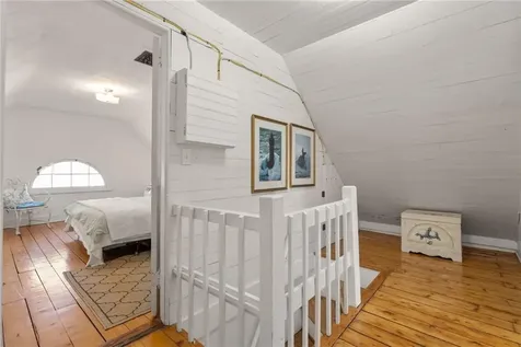 34 Bull Street Newport RI 02840