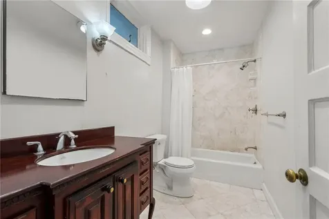 34 Bull Street Newport RI 02840