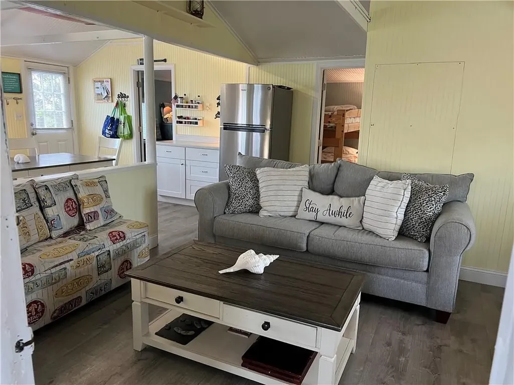 271 E Great Island Road Narragansett RI 02882