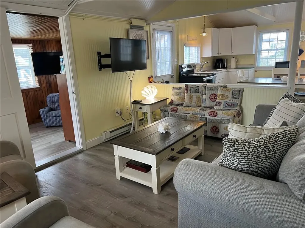 271 E Great Island Road Narragansett RI 02882