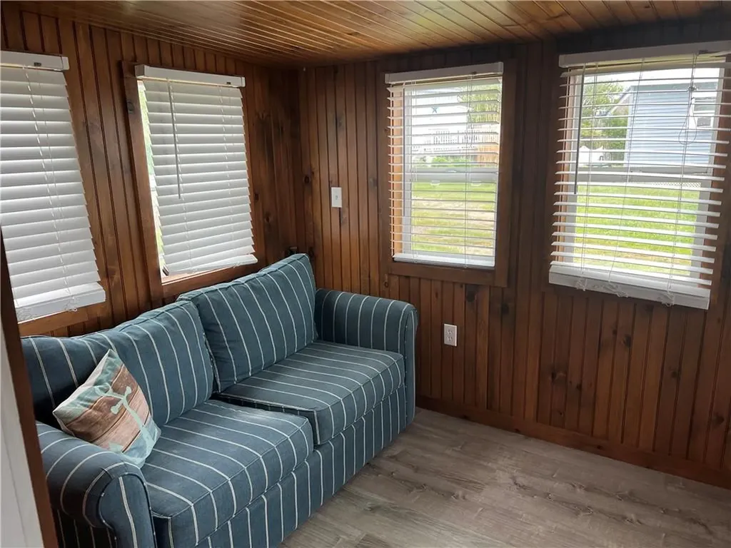 271 E Great Island Road Narragansett RI 02882