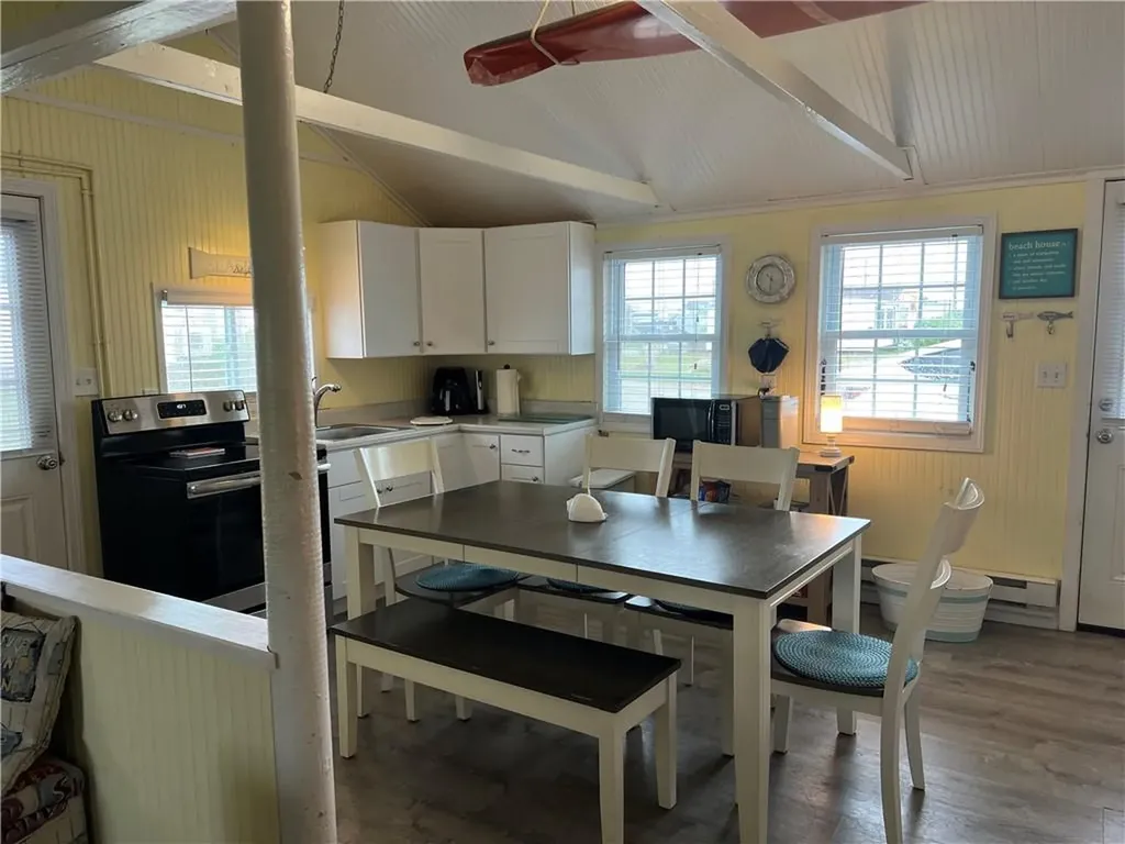 271 E Great Island Road Narragansett RI 02882