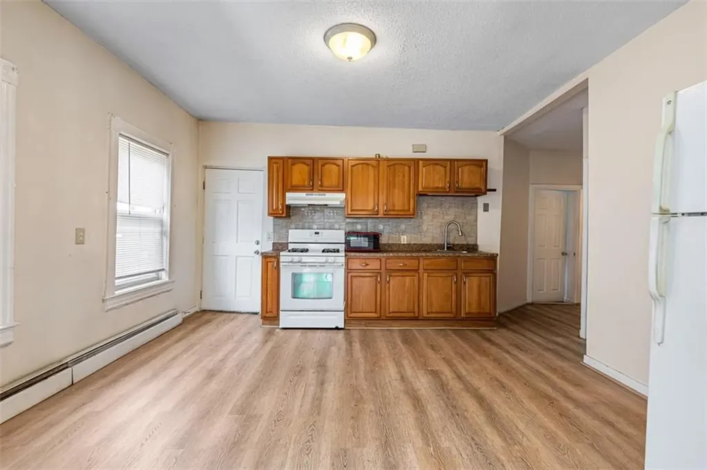 138 Garden Street Pawtucket RI 02860