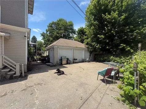 28 Wood Street Warren RI 02885