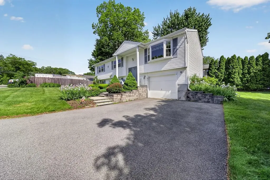 2 Garner Avenue Johnston RI 02919