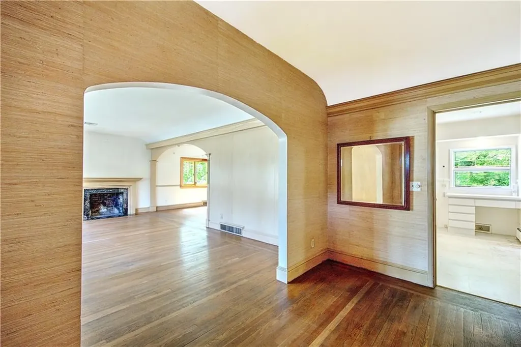 25 Brookway Road Providence RI 02906