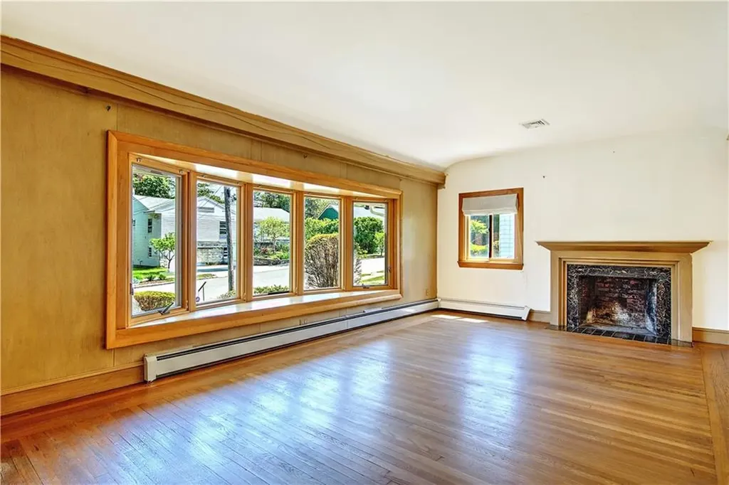 25 Brookway Road Providence RI 02906