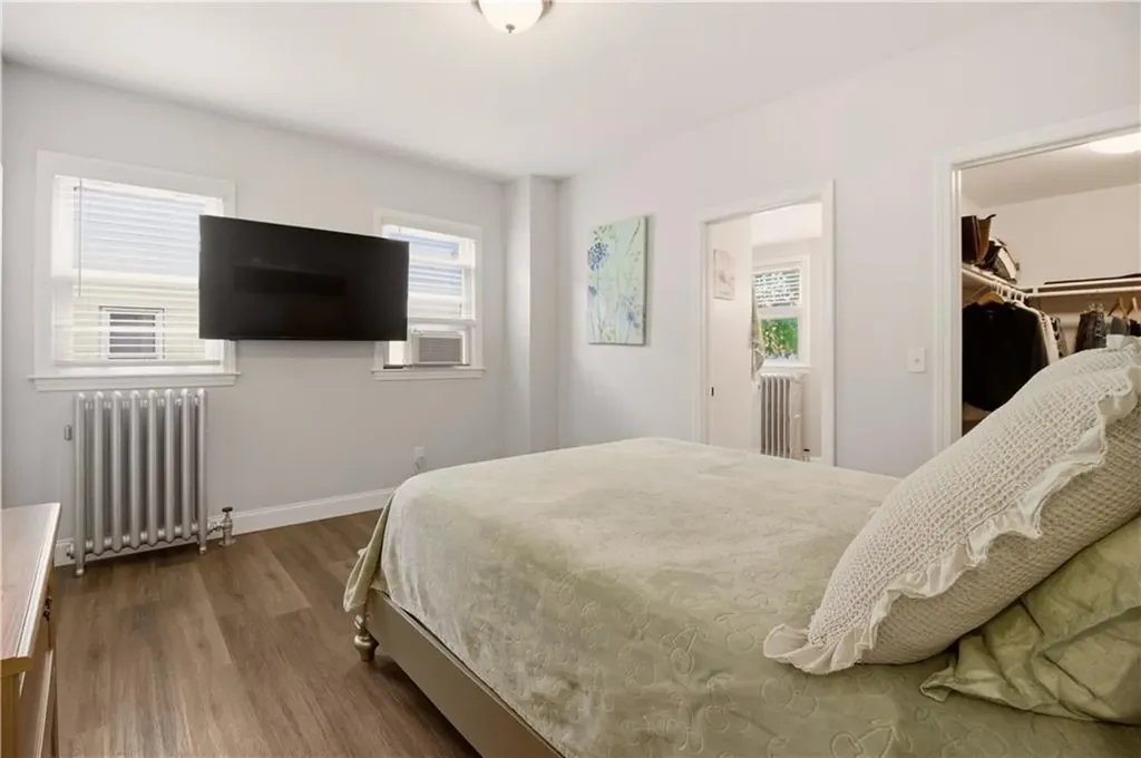 88 Grove Avenue East Providence RI 02914